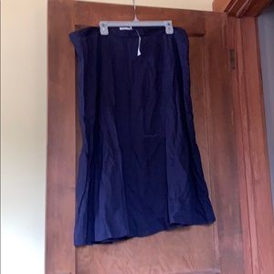 Old Navy Skirts - New with tags navy midi skirt. Old Navy Skirts - New with tags navy midi skirt.